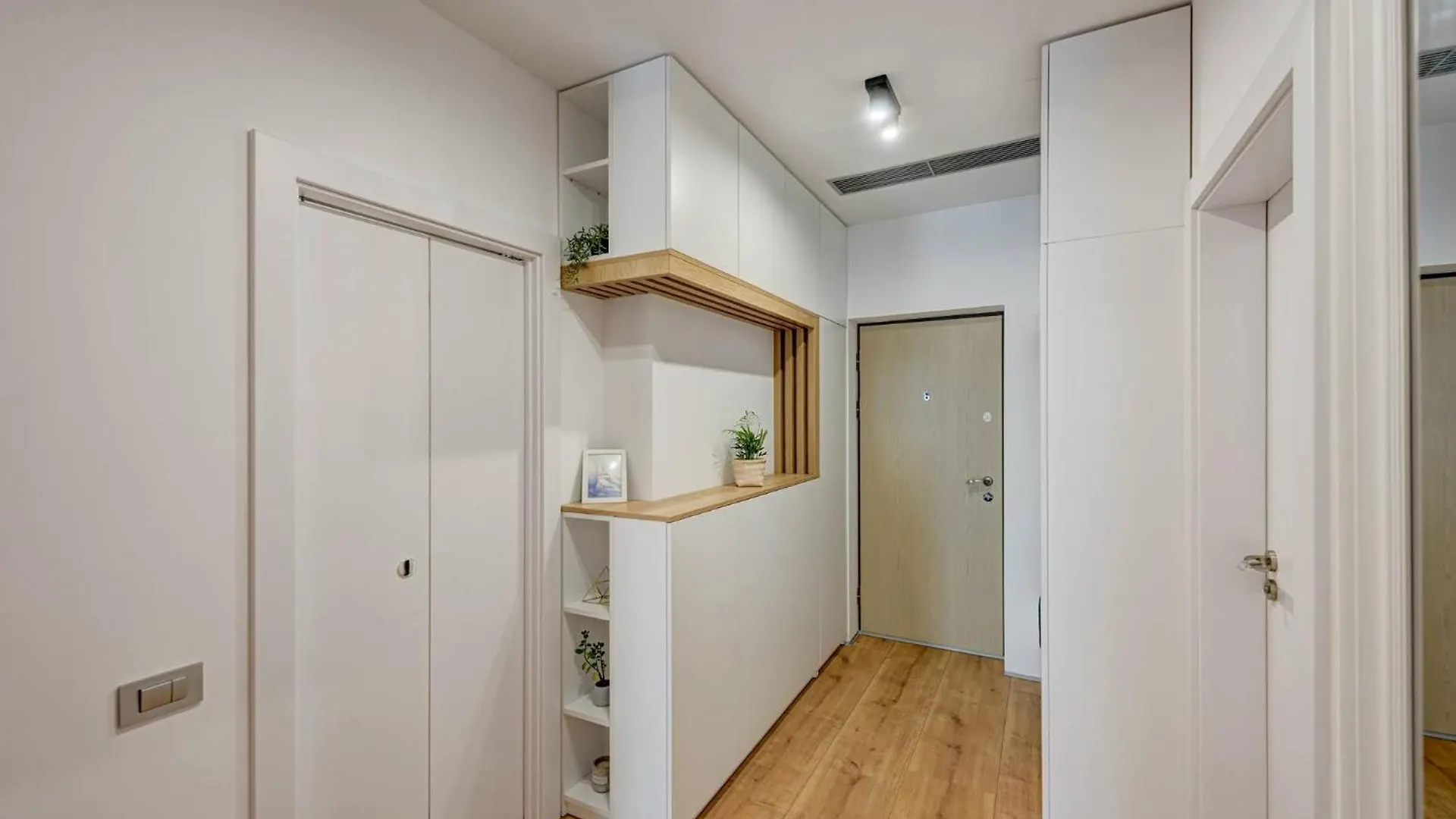 Apartment Green Loft Mogosoaia Romania